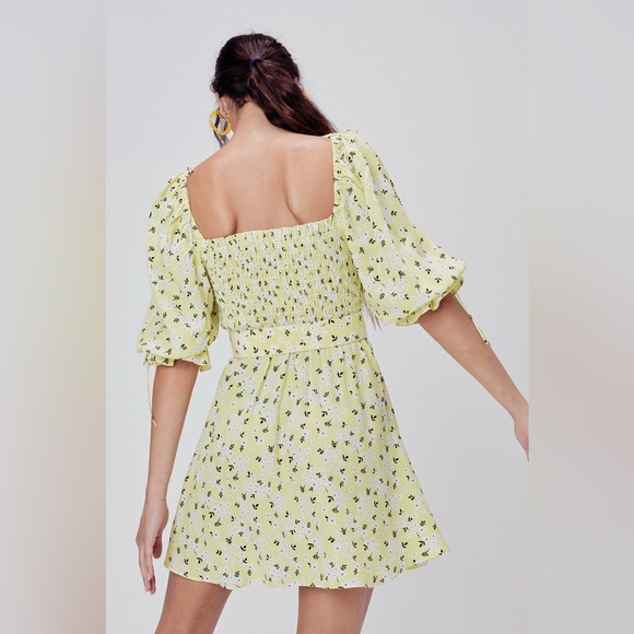 For Love & Lemons Chrysanthemum Mini Dress Lemonade Yellow Floral Medium - Picture 2 of 16